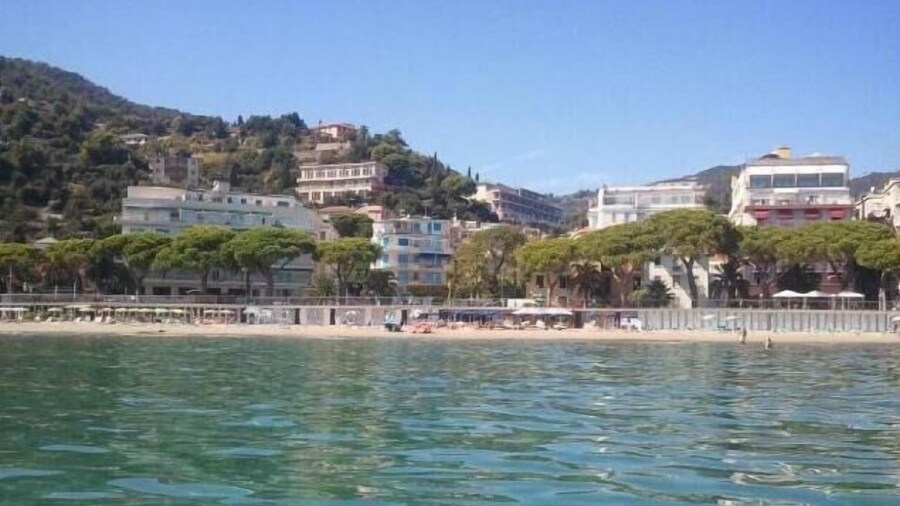 LVG Hotel Collection - Majestic