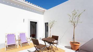 Studio Suite, Terrace | Balcony