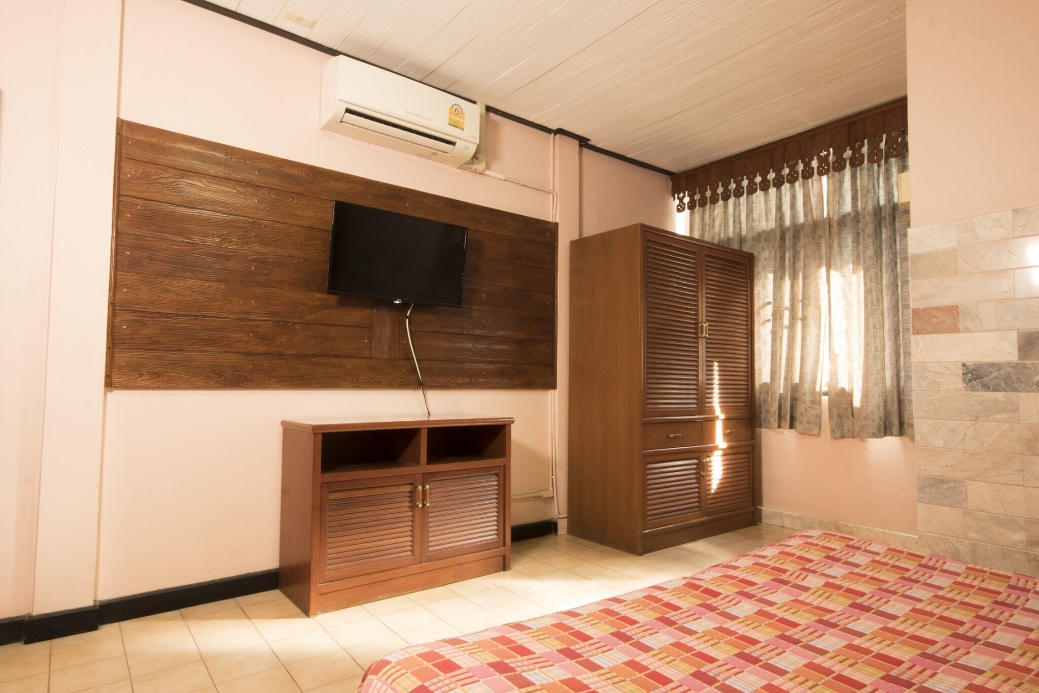 double room (with air conditioner) | blackout curtains, free wifi, bed sheets