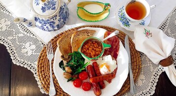 Gratis engelsk frukost varje dag 