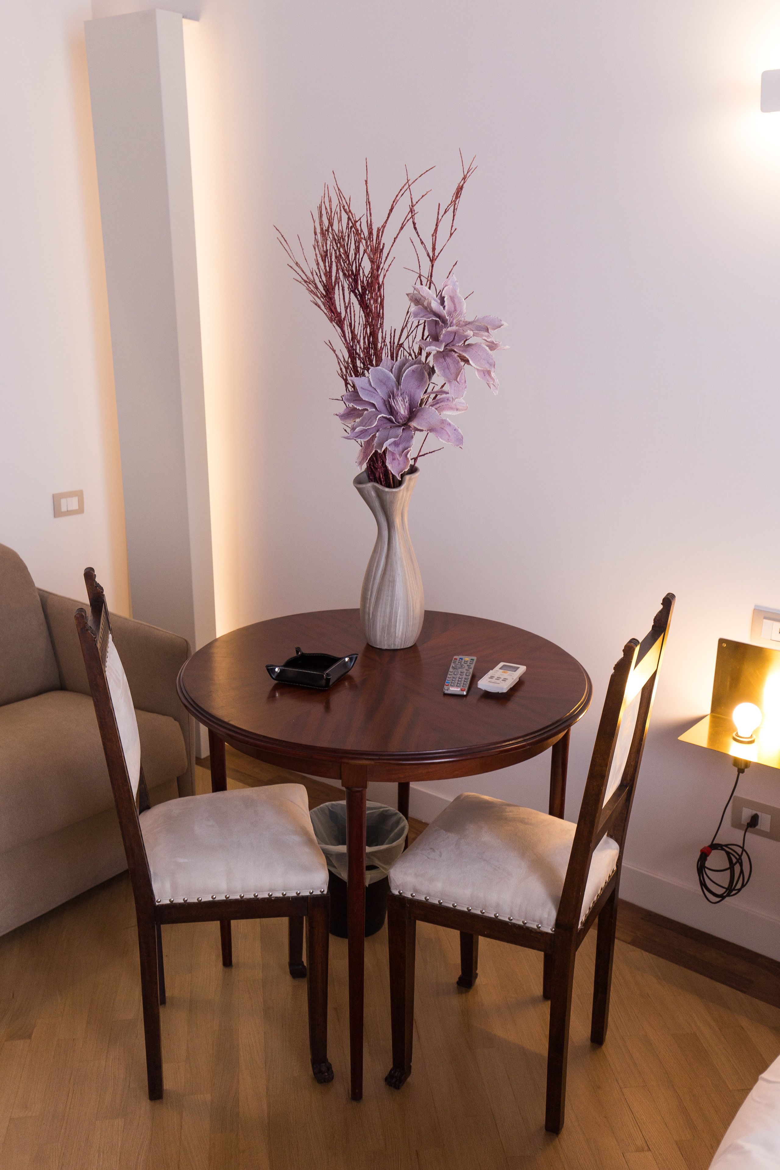 Chambre Double Romantique, 1 grand lit et 1 canapé-lit | Coin séjour