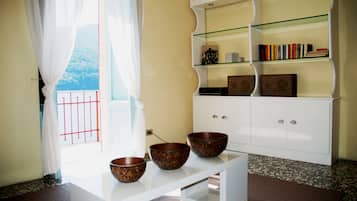 Family Apartment, Shared Bathroom (External Shared Shower) | Room amenity
