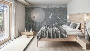 SOULFUL SUITE INSPIRATION | Minibar, in-room safe, desk, soundproofing