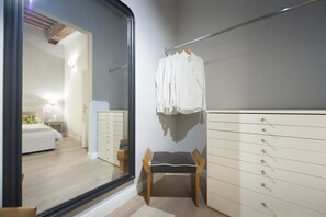 Apartment, 1 Bedroom | Room amenity - Federighi (Florence)