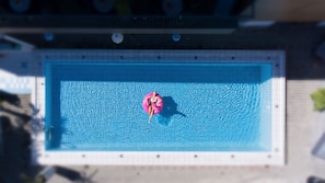 Seasonal outdoor pool - Melbo’s Home (Lindau)