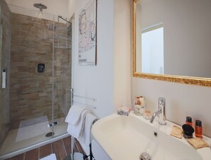 Appartement, 1 chambre | Salle de bain
