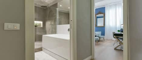 Appartement, 2 chambres | Salle de bain