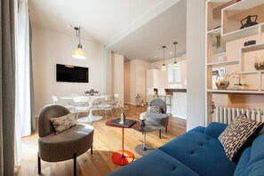 Apartment, 3 Schlafzimmer, Terrasse | Wohnbereich