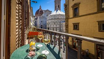 Suite Junior, 1 chambre, balcon, vue ville | Ăquipements de la chambre