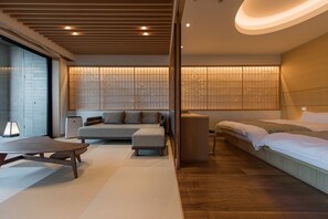 In-room safe, desk, free WiFi, bed sheets - Okuhita Onsen Umehibiki (Hita)