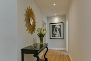 Apartment, 4 Bedrooms | Room amenity