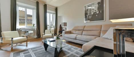 Appartement, 4 chambres | Salle de séjour