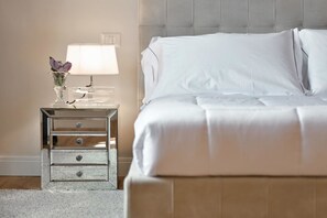 Apartment, 4 Bedrooms | 4 bedrooms, iron/ironing board, cribs/infant beds, free WiFi