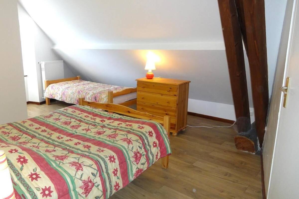 Dreibettzimmer (Marquise) | Individuell dekoriert, individuell eingerichtet, Verdunkelungsvorhänge