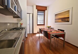 Apartment, 1 Bedroom | In-room dining - Santa Croce Via Verdi (Florence)