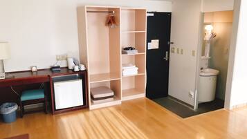 Iron/ironing board, free WiFi