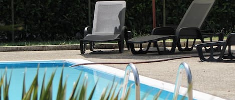 Piscine extérieure (ouverte en saison)