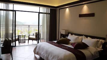 Minibar, in-room safe, desk, blackout drapes