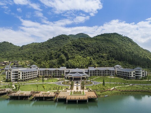 Lanshanyuan LN Dongfang Hotspring Resort