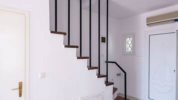 Family House, 3 Bedrooms, Beach View, Beachfront | Living area | TV