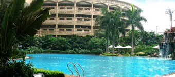 OYC Crown Prince Hotel Dongguan