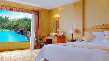 Minibar, in-room safe, desk, blackout drapes