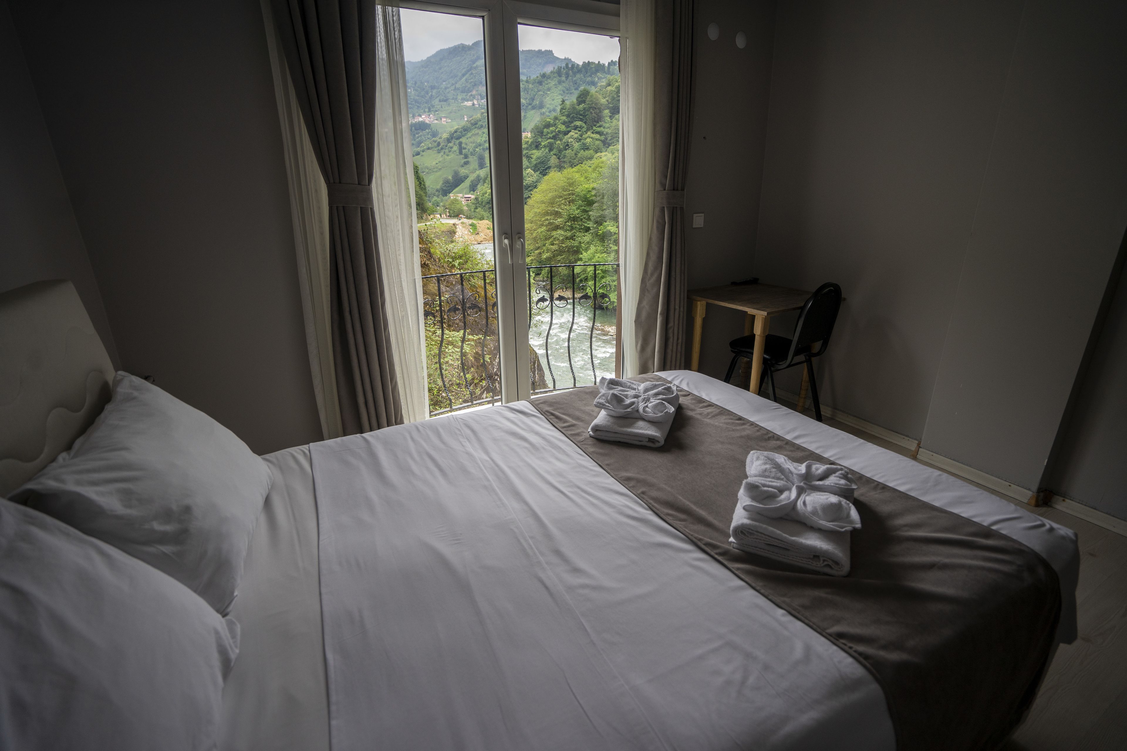 economy double room, mountain view | desk, blackout curtains, soundproofing, free wifi