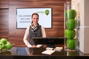 Reception - numberOne Hotel (Nuremberg)