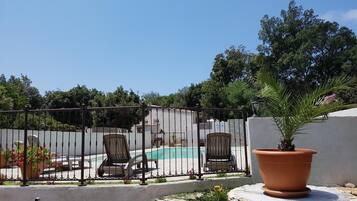 Seasonal outdoor pool