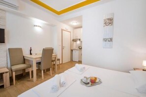Studio (Guest House Mia (ST) - Standard Studi)