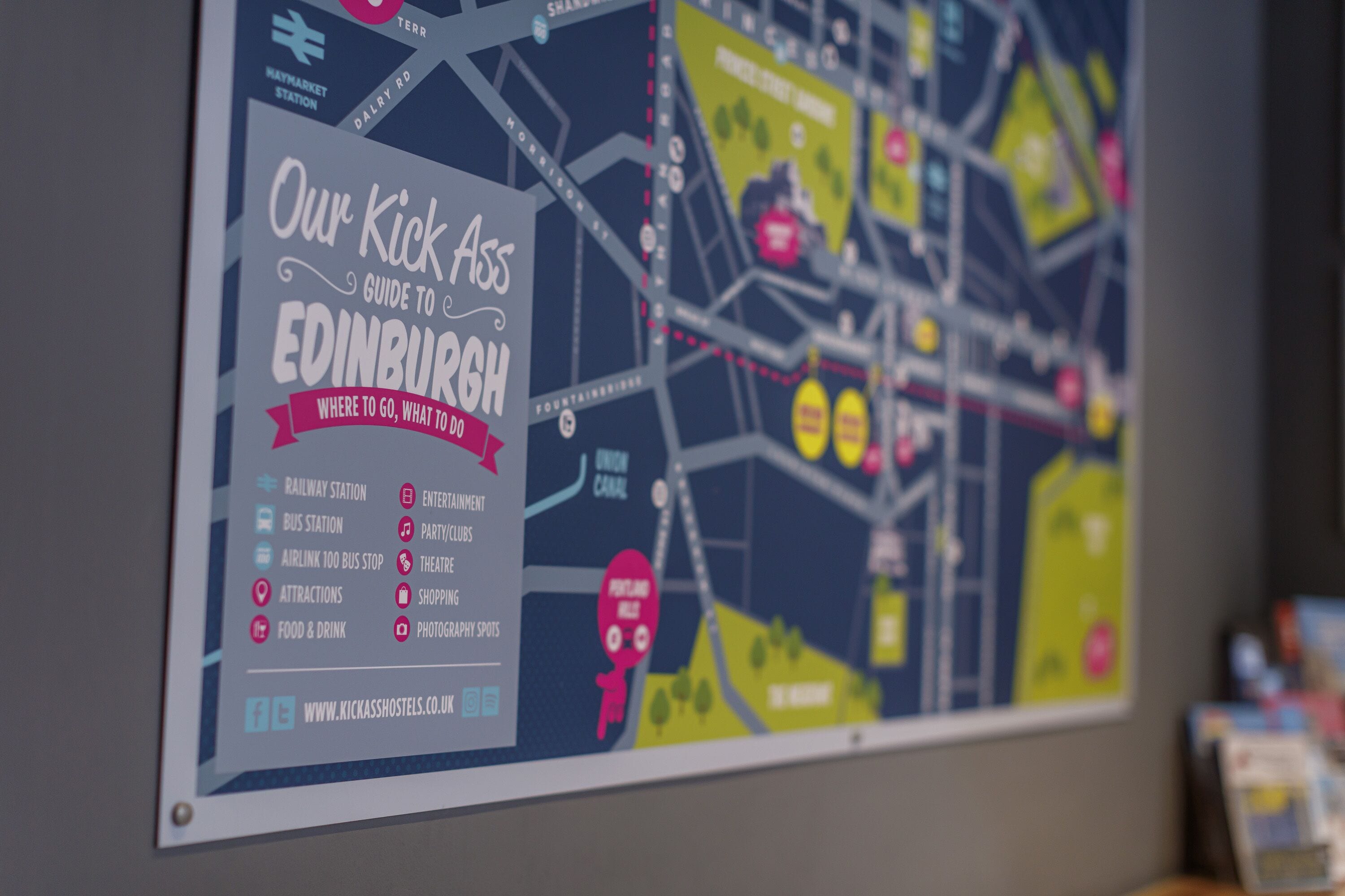 Foto - Kick Ass Greyfriars (18+)