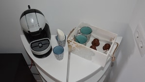 Superior Double Room | Coffee and/or coffee maker - Hostal Restaurante La Mancha (Ruidera)
