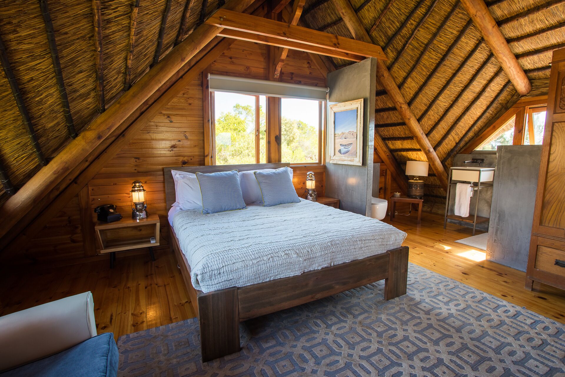 2 عدّة غرف نوم وأغطية فراش متميزة ومكواة/لوح كي وواي فاي مجانًا