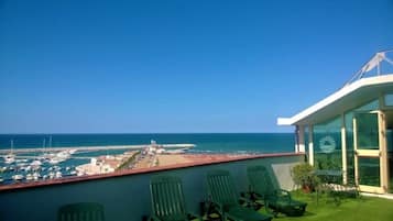 Vista a la playa o el mar