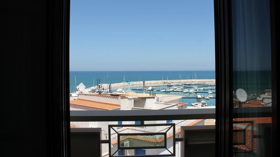 Hotel Borgo Marina