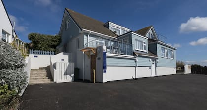 Mawgan Porth Apartments