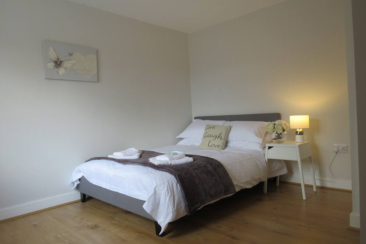 Blackout curtains, iron/ironing board, free WiFi, bed sheets