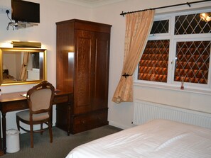 Standard Double Room, Ensuite