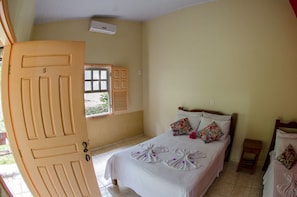 Double Room | Minibar, bed sheets - Aguas Vivas Hotel Fazenda (Pirenópolis)