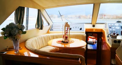 Yacht Suite Capri