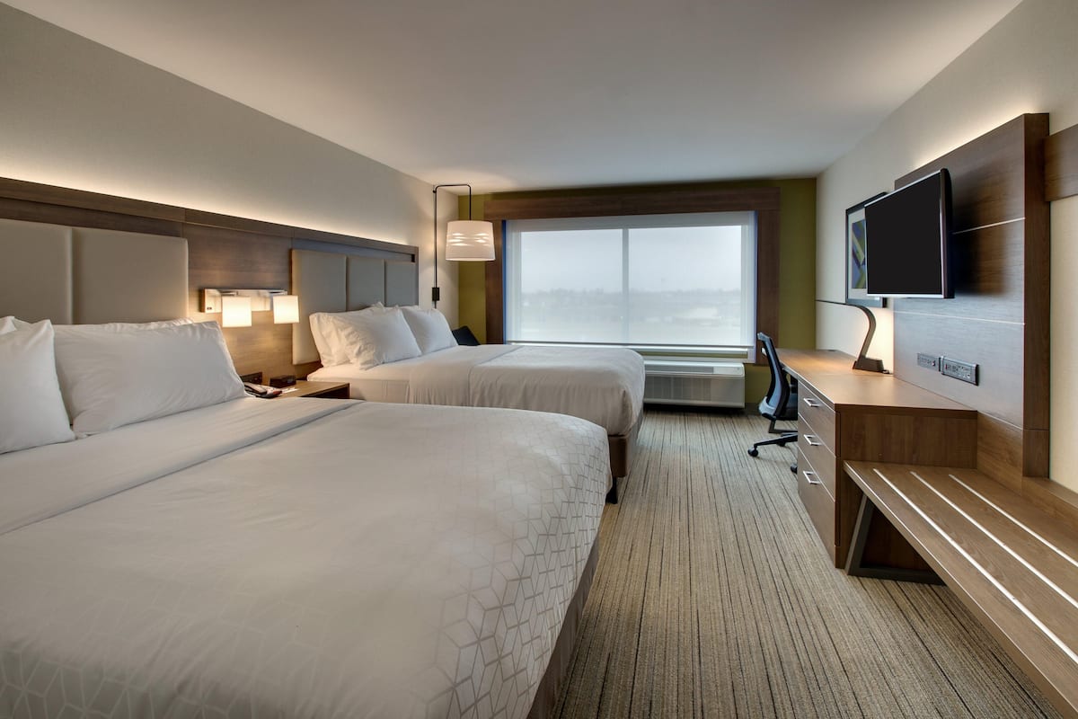 Ropa de cama de alta calidad y camas con pillow-top