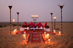 Outdoor dining - Sky Desert Safari (Jaisalmer)
