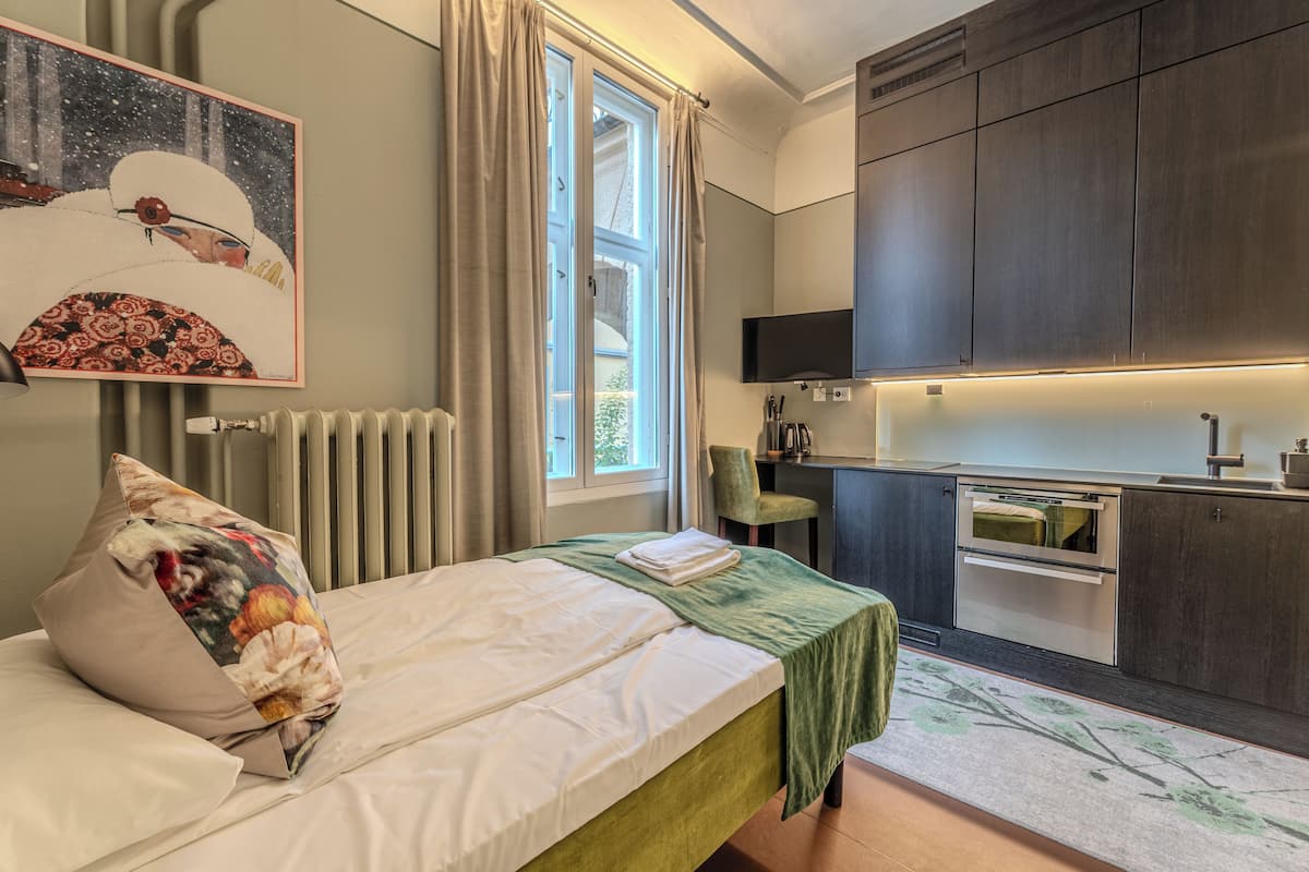 Standard Studio | Blackout drapes, iron/ironing board (on request), cribs (surcharge)