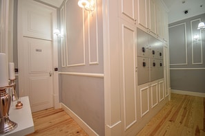 Detall de l'interior