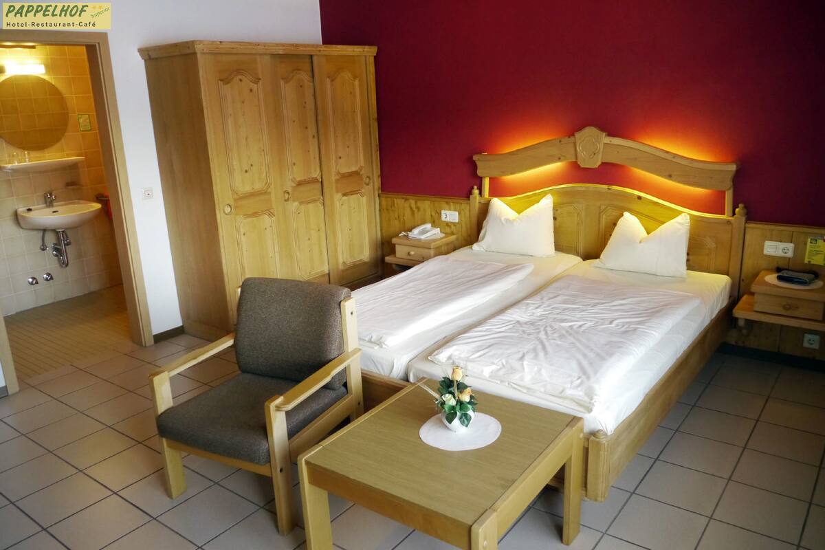 Standard Double Room | Desk, free WiFi