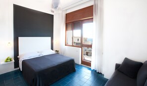 In-room safe, desk, cribs/infant beds, free WiFi - Hotel La Playa (Pollica)