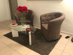 Coin salon dans le hall