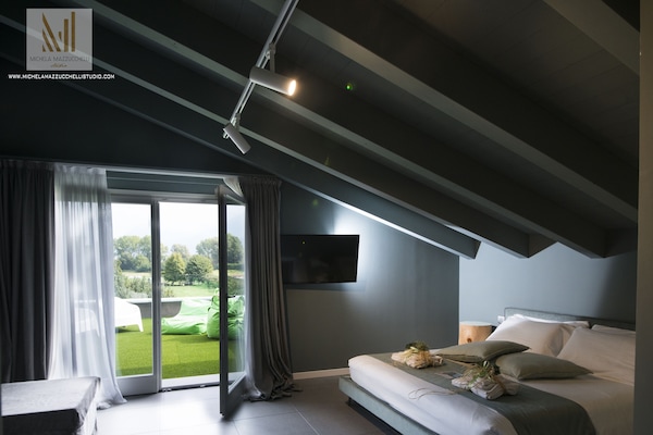 Suíte superluxo, 1 cama Queen, para não fumantes, vista para a montanha | Roupas de cama premium, frigobar, quartos à prova de som