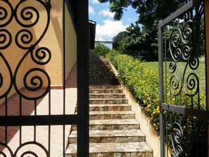 Property entrance - Suites em Águas de São Pedro (Aguas de Sao Pedro)