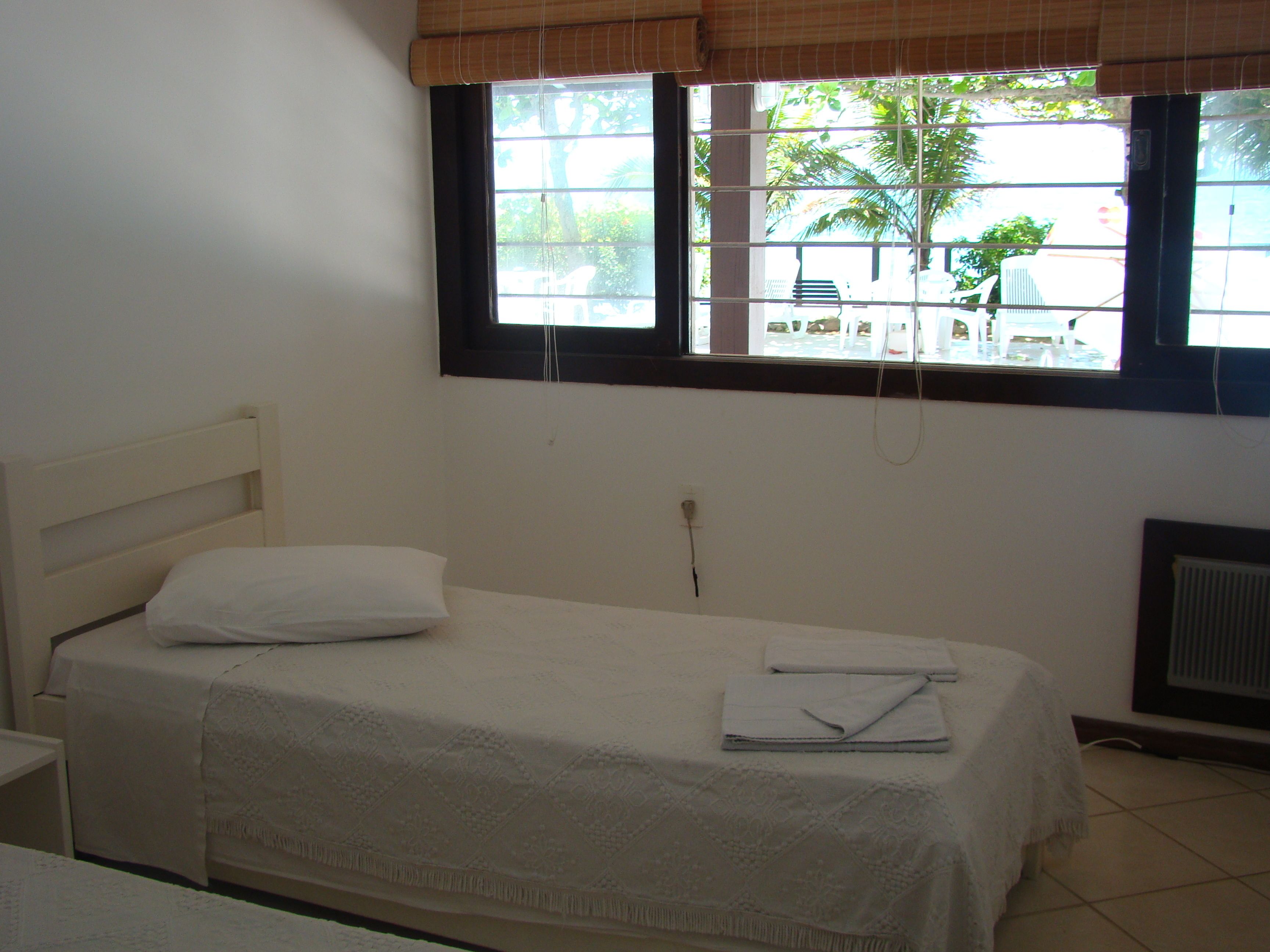 standard quadruple room | minibar, free cots/infant beds, free wifi, bed sheets